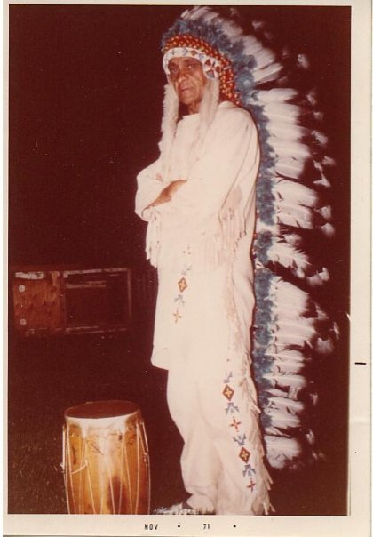 Smitty in full Sioux headdress